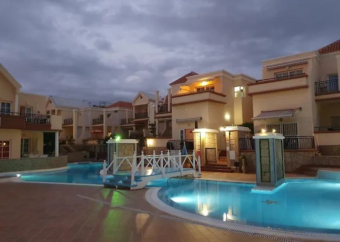 Playa Fanabe Apartamento *